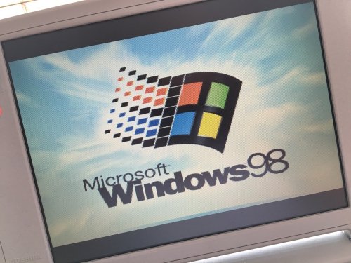 Never thought I would be happy to see this: the Windows 98 boot screen!