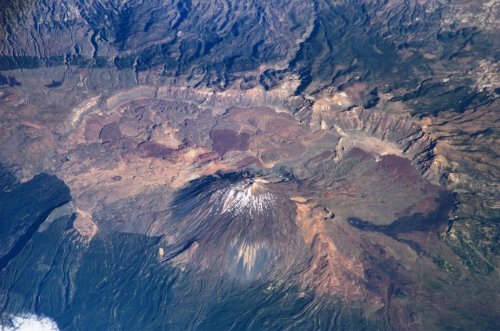 The Las Cañadas caldera on top of Teide, as seen from the International Space Station (public domain)