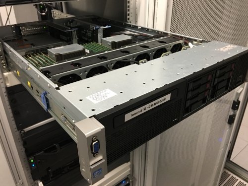 A typical server in the datacenter, a physical machine that can host apps, webshops and websites