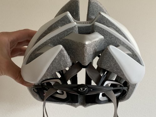 Rear of the helmet, note how the strap goes through the Roc Loc 5 