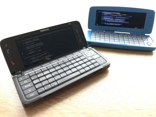 Multi user, multi screen. Two Nokia Communicators (E90/9300i) connected to my work environment simultaneously using Putty.