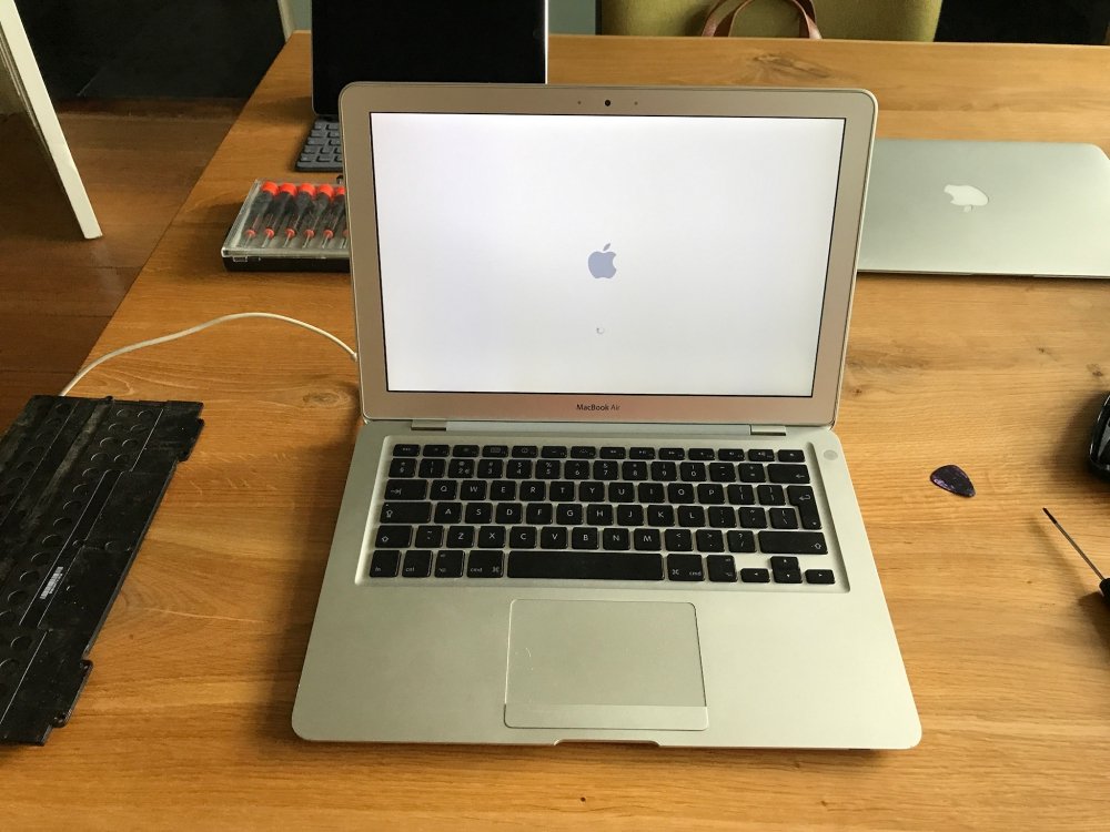 Macbook a1370