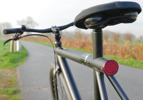 bike with integrated lights