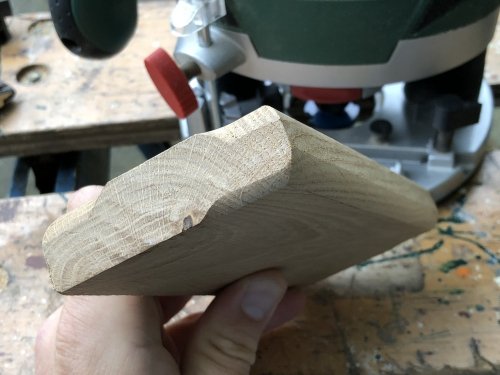 Rounding edges of the piece of wood