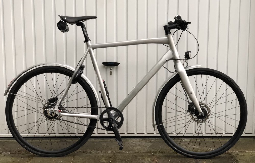 custom aluminium bike frame