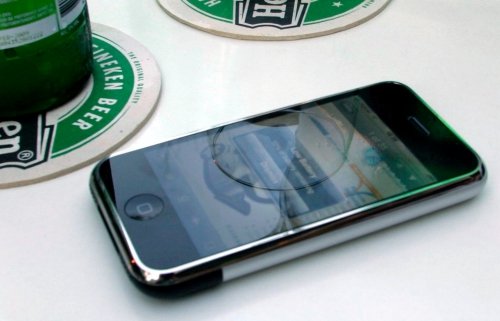 Drinking happy beers: I found myself an iPhone! (2008)