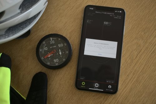 Once you finish your ride you can analyse the data by connecting Omata to your smartphone or computer