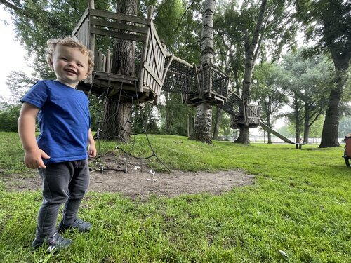 Only brave men take the tree top tour... 