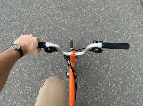 Riding the Brompton foldable bike surprisingly doesn't feel much different from a normal bike: it quickly gives you the confidence needed to go faster (if you wish)