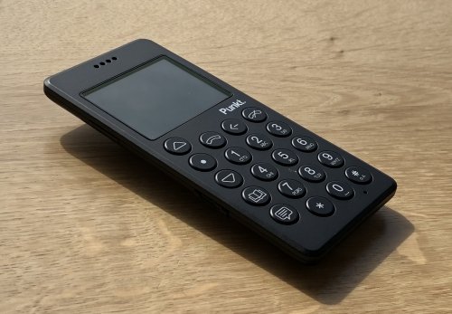 Designed to offer you a better balance between being connected and being disturbed, the Punkt MP01 mobile phone featured in my experiment using a 