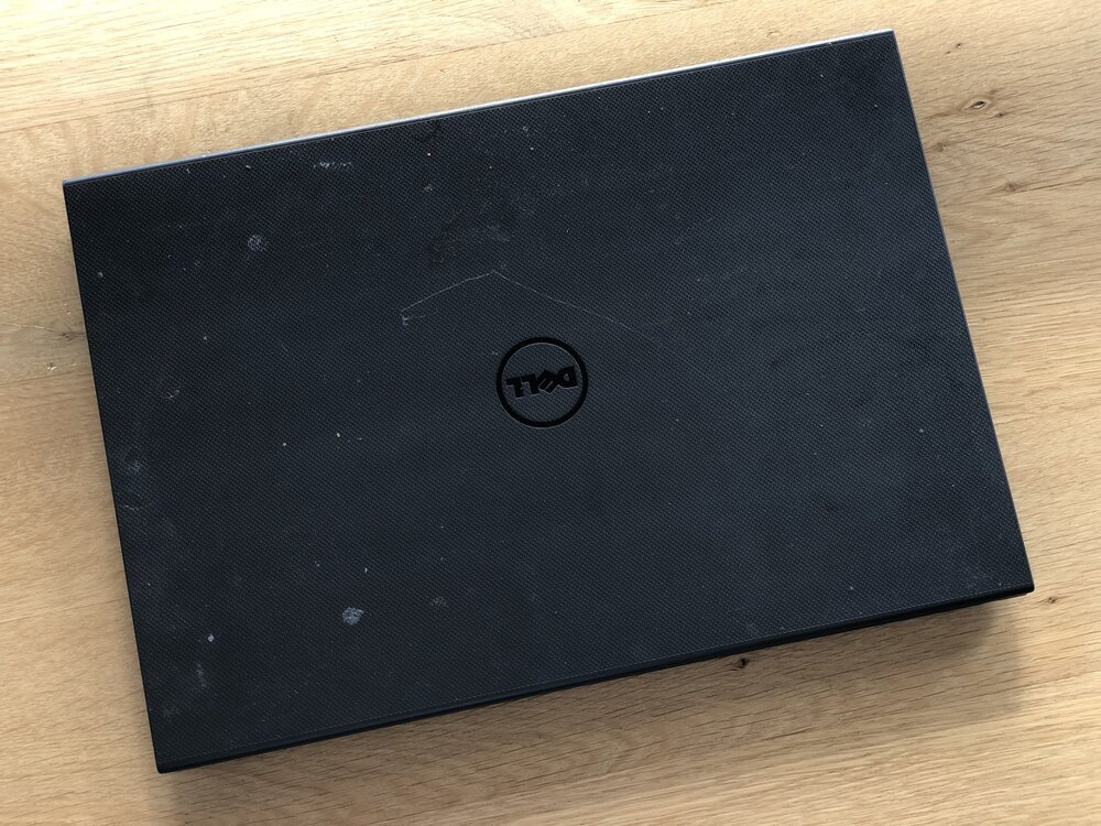 Der kaputte Laptop mit den wertvollen Fotos