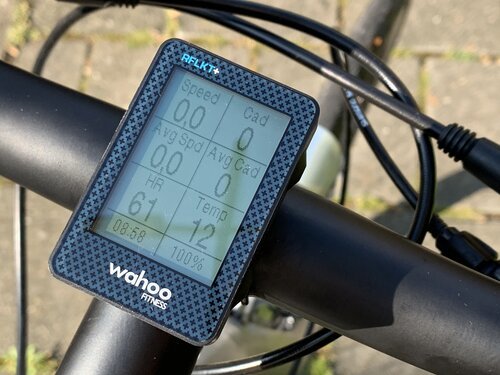 Wahoo RFLKT+ Display zeigt viele Dinge an