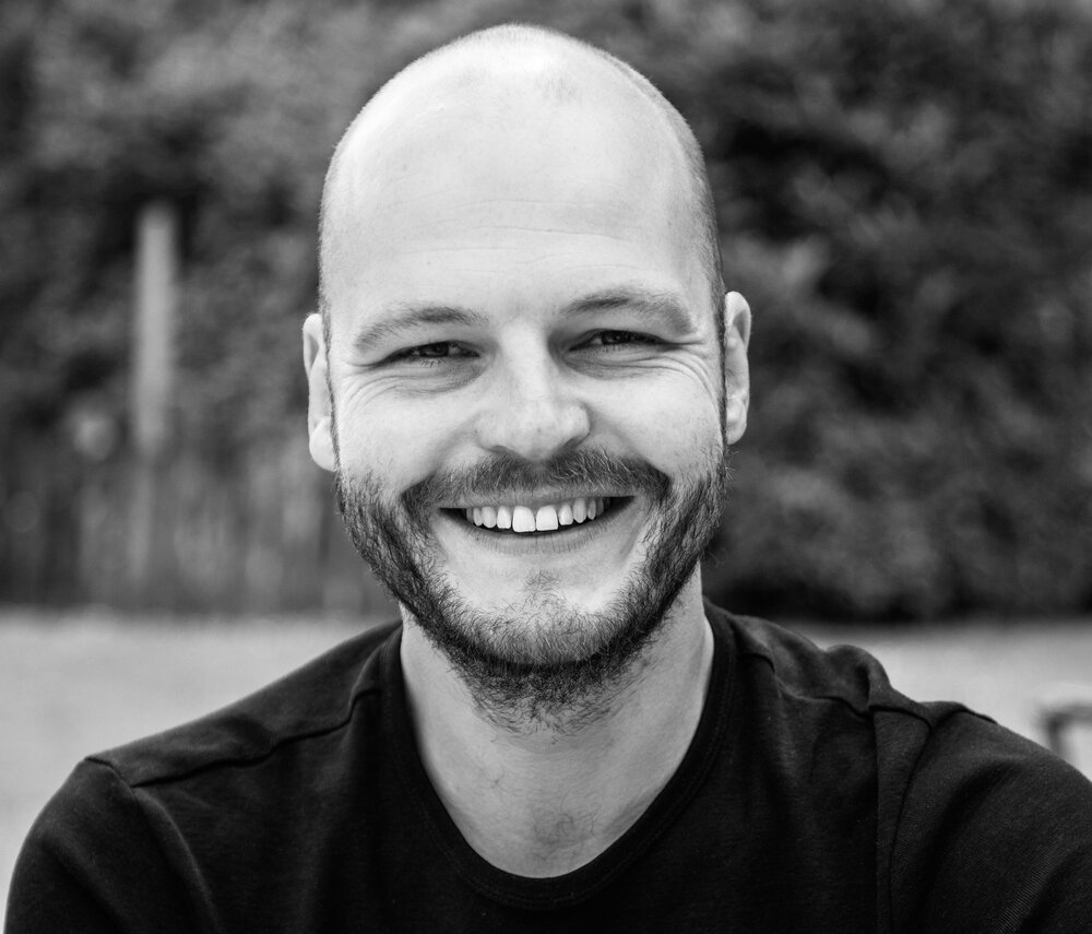 Entdecke die Möglichkeiten der KI gemeinsam mit mir, indem du mich zu einer praktischen Trainingseinheit einlädst – ich liebe es, diese durchzuführen!