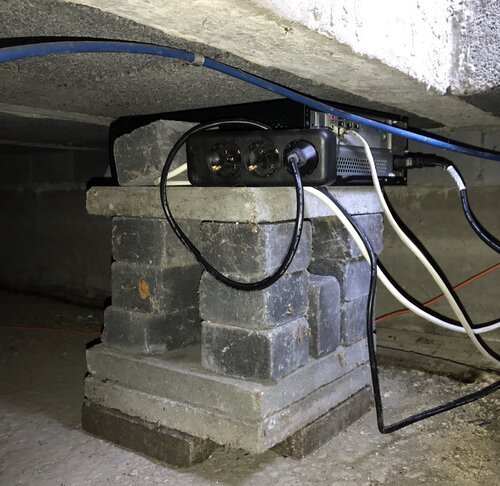 Clouds below my floor: my little basement datacenter.