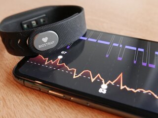 Collecting health data with Biostrap