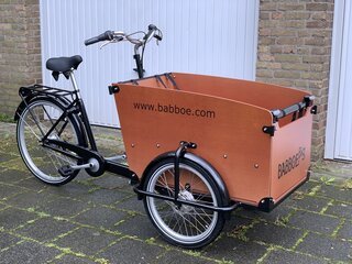 Assembling a cargo bike