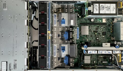 Inside a HPE ProLiant DL380p Gen8 server (LFF)