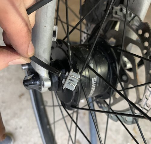 Connector used by my Shimano hub dynamo