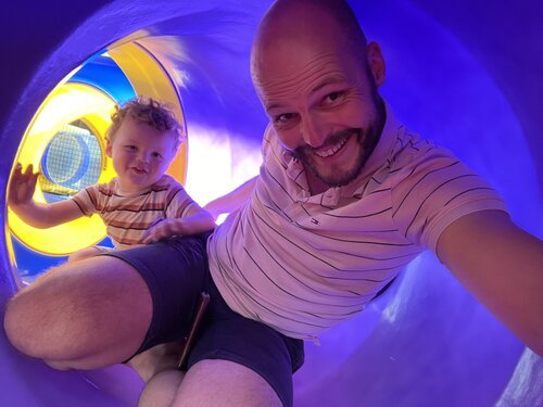 Going through tight tunnels will make you feel like Mario!