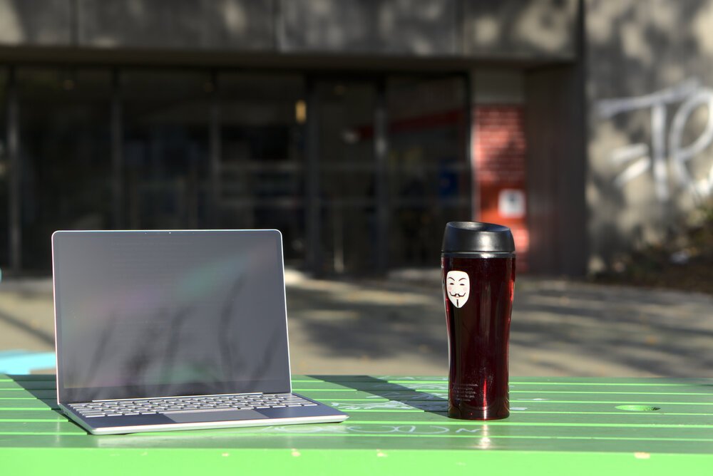 ThinkPad X200 — the laptop that refuses to become obsolete