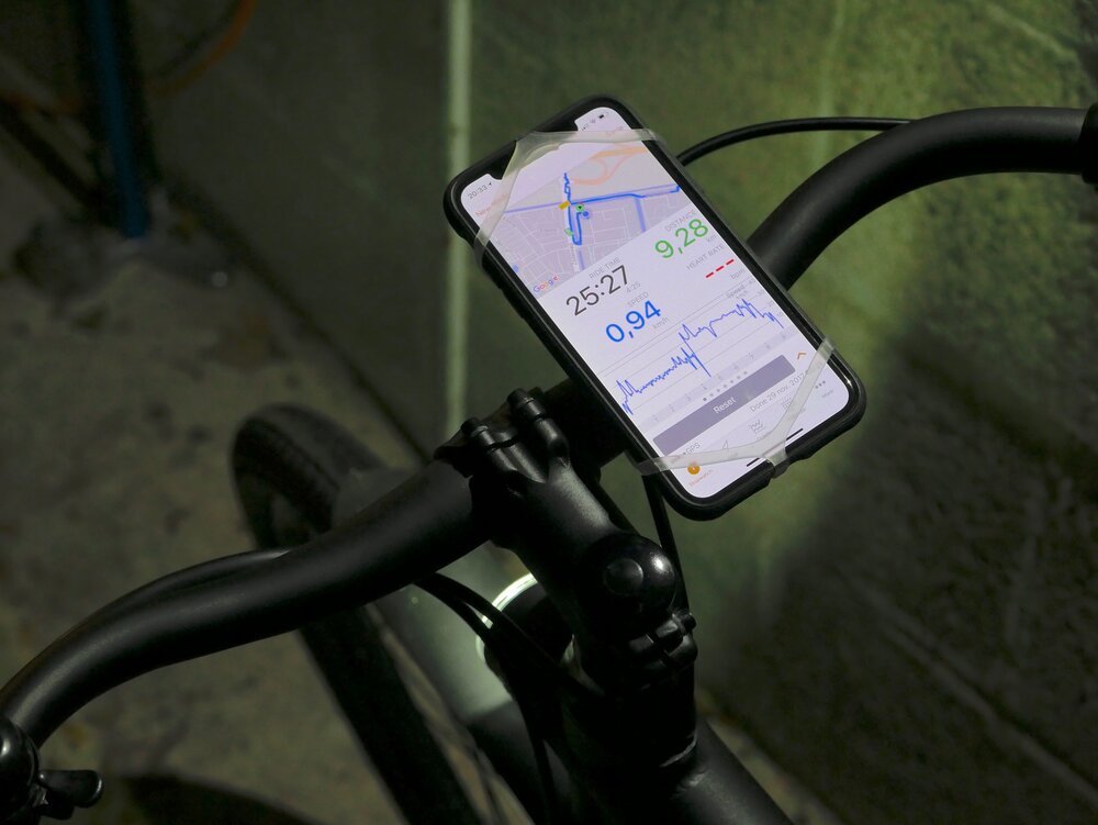 Usando el Cyclemeter Pro y un Wahoo Tickr, medí la velocidad y el rendimiento durante la prueba