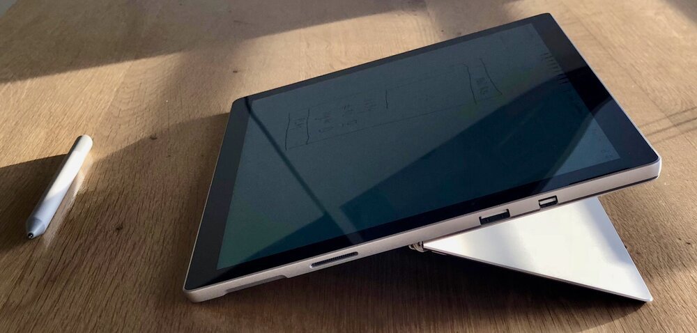 El soporte es útil en combinación con el lápiz