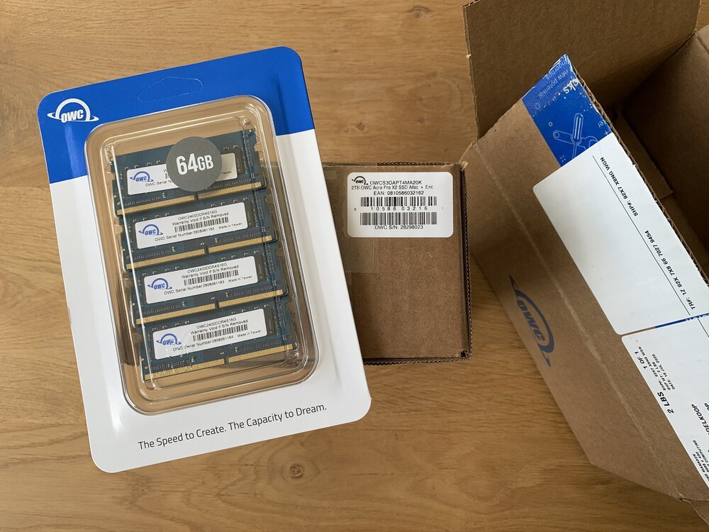 Contenía los 64 GB de RAM y el Aura Pro X2 PCIe de 2 TB para iMac