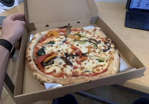 Comer pizza durante el desarrollo es cómo se 