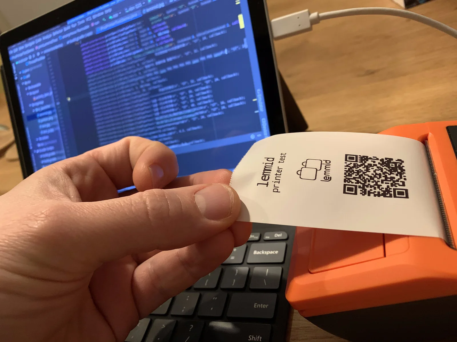 YES! The printer prints the "Lemmid" logo on a ticket!