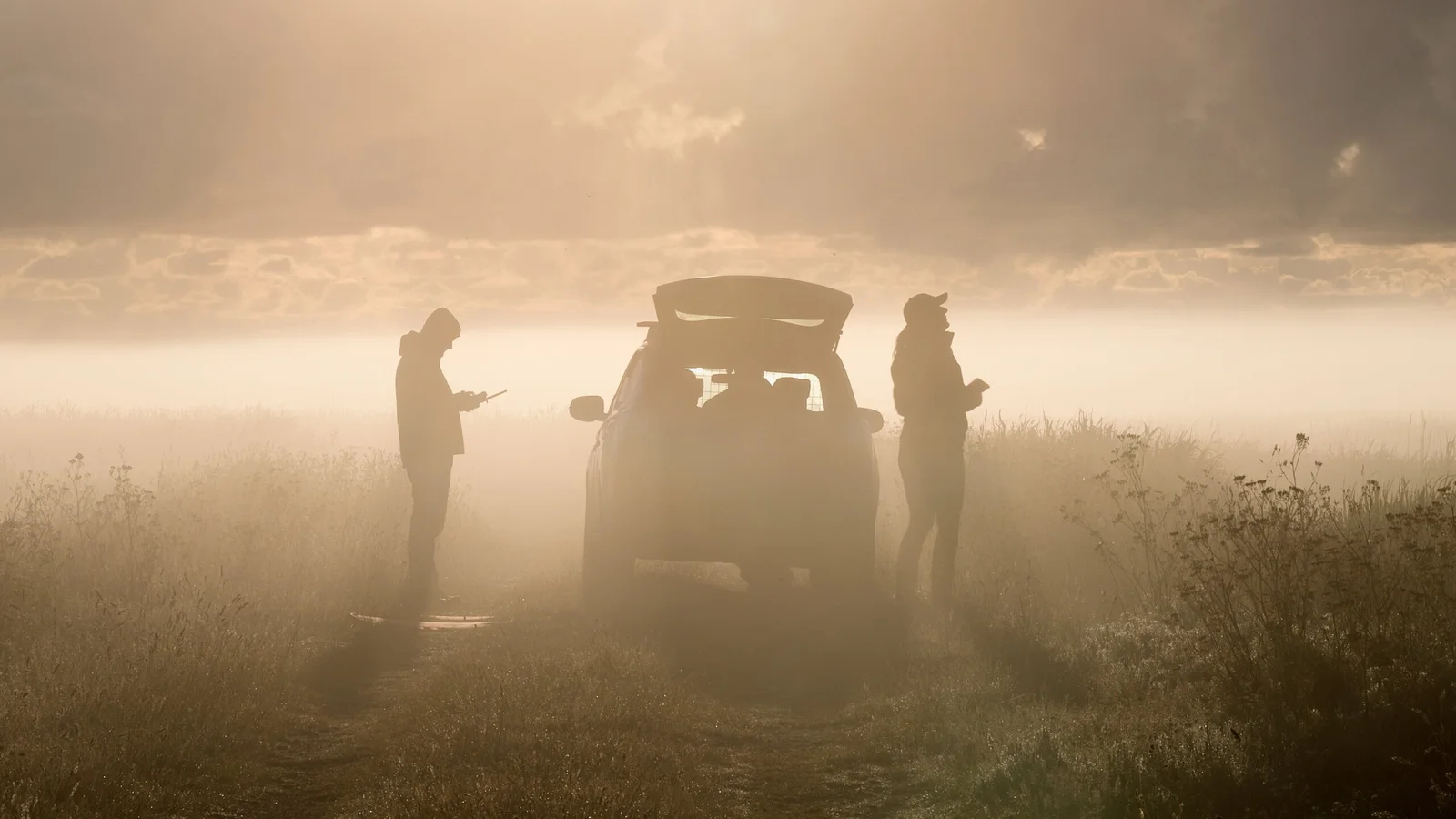 Drone pilots in the morning mist on Terschelling. Photo: Kevin Middelkoop