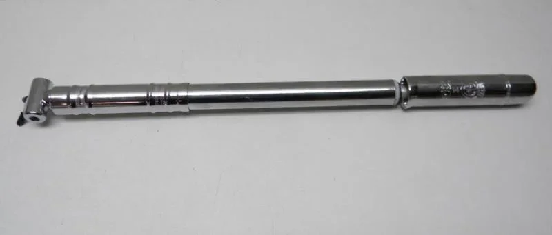 Retro bike pumps are available in different colours and sizes - I found an fitting chrome one from Italy!