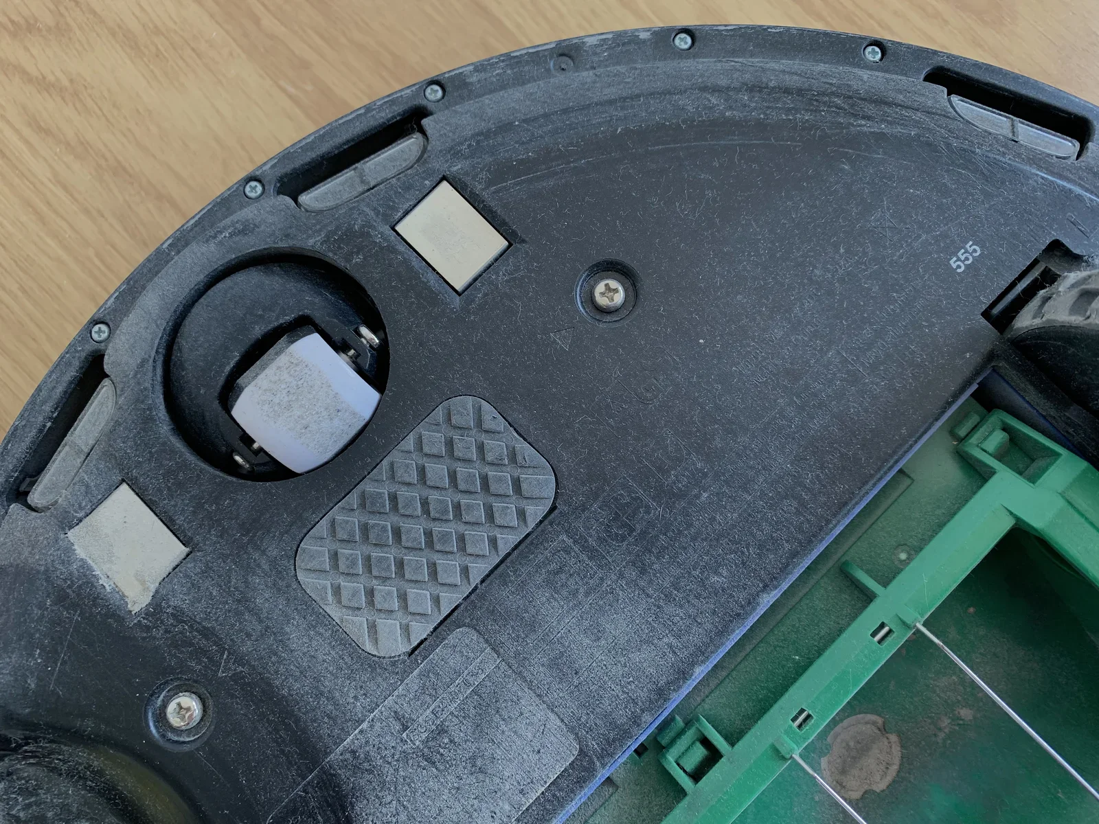 Clean "the eyes" of the Robot, the the sensor windows near the edge