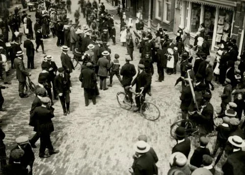 Sneek, 1912 - de eerste Fietselfstedentocht