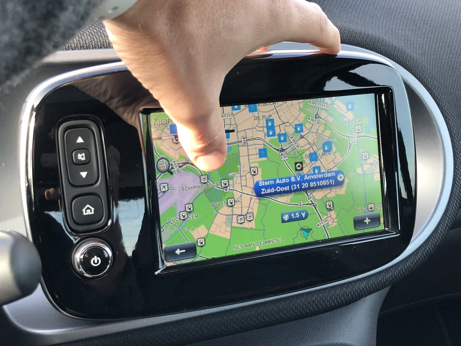 Central touch screen - like an integrated iPad