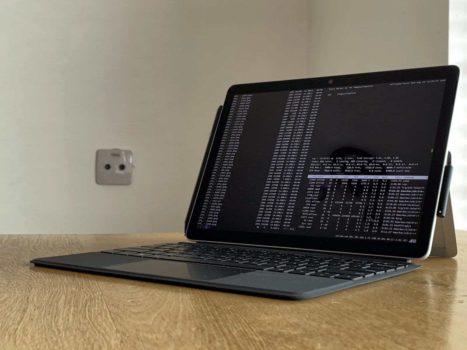 WillemOS in optima forma: Debian GNU/Linux on Surface GO 2