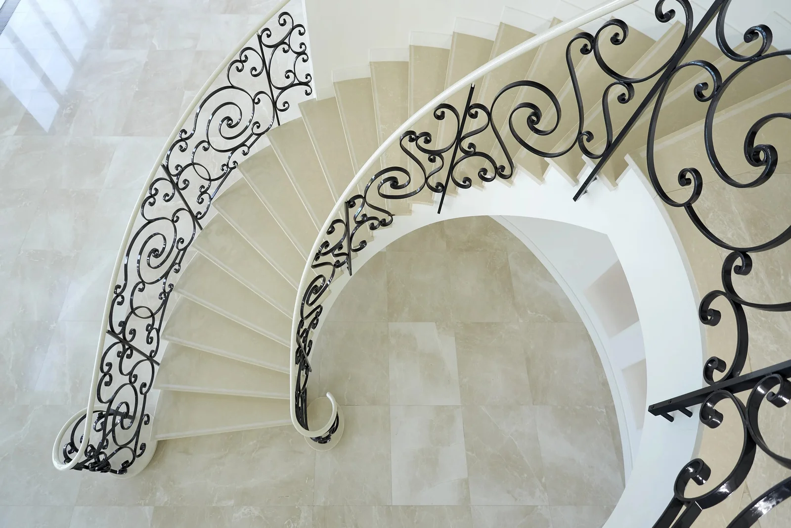 A spiral staircase, straight from above. Photo: Kevin Middelkoop