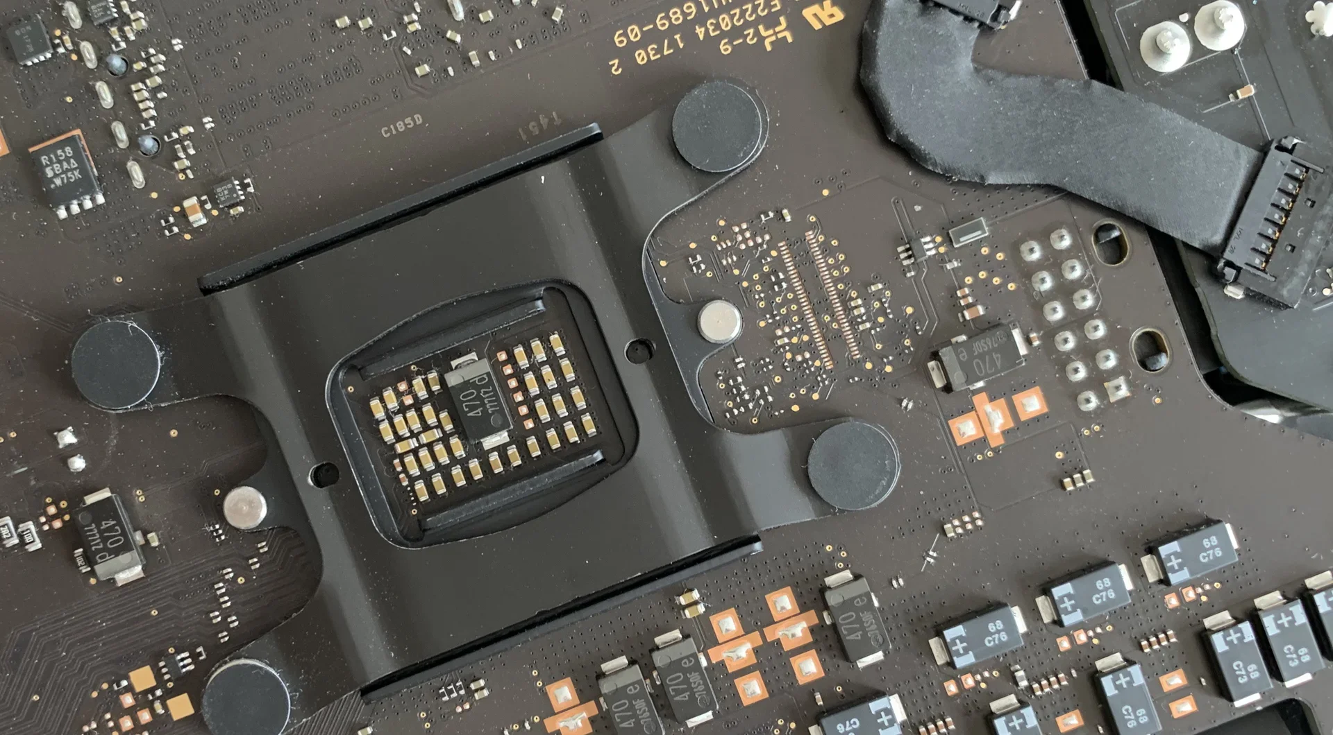 Upgrading a 27-inch iMac 5K to 14 terabytes