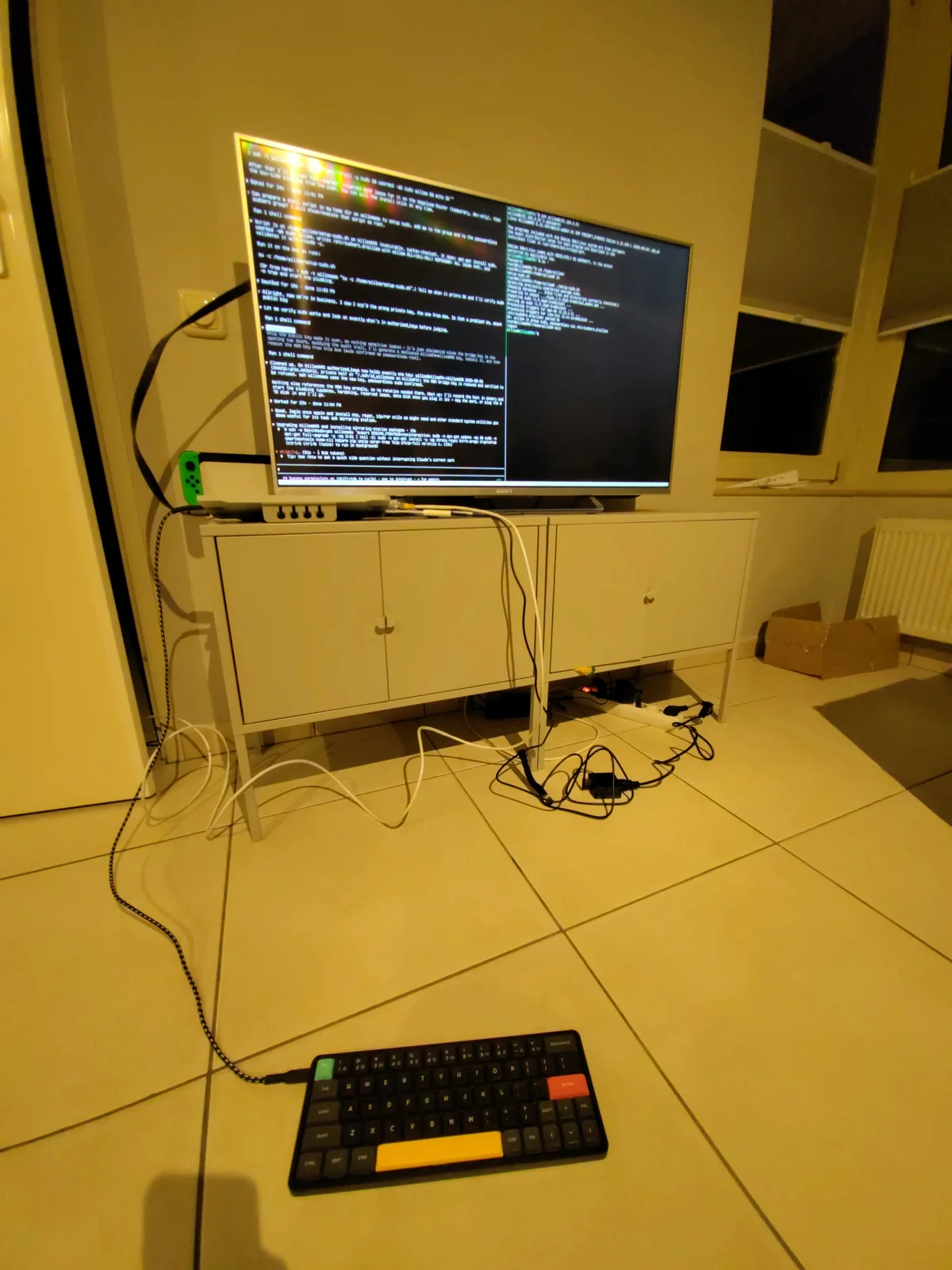 26 August 2026, 23:06. When the monitor is too small, the television will do