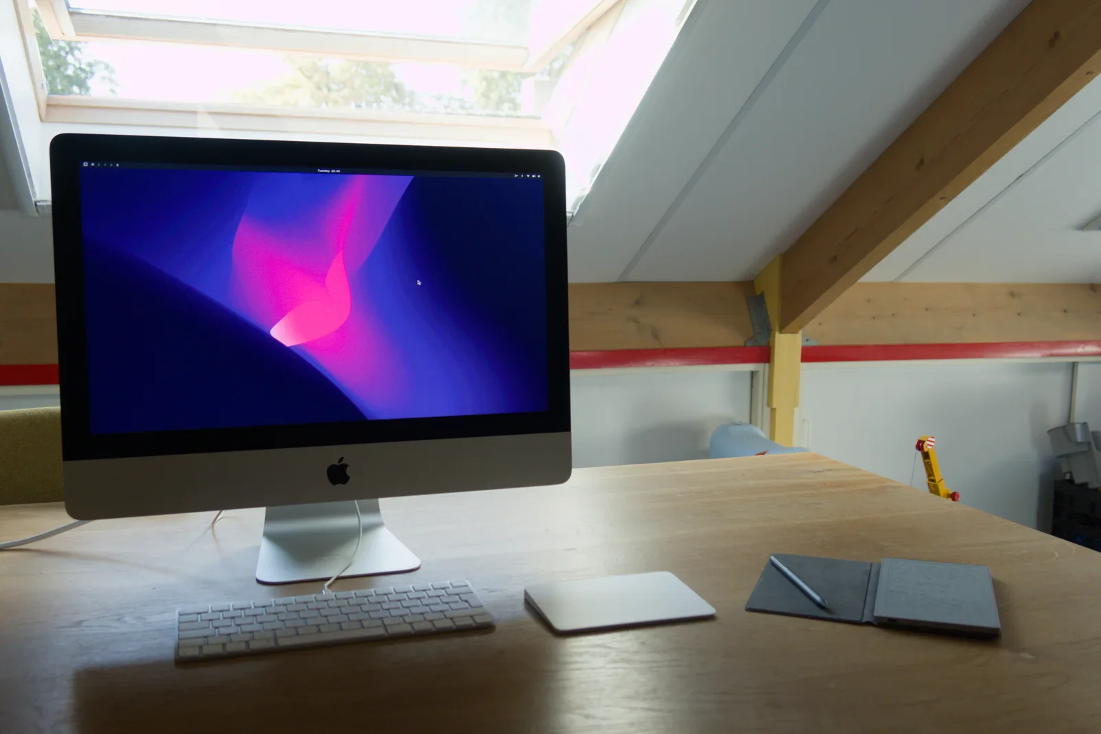 This post was published on this very iMac using Omarchy Linux