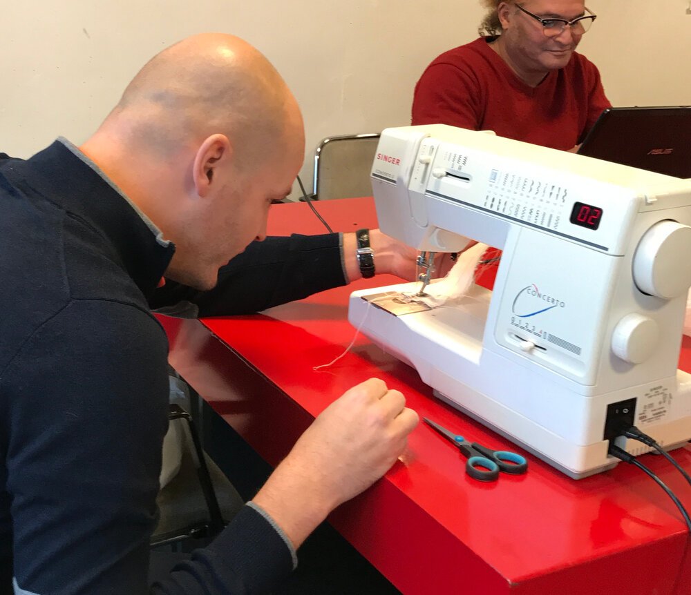 Je weet nooit wat voor machine er opduikt bij de computerhulpsessies...