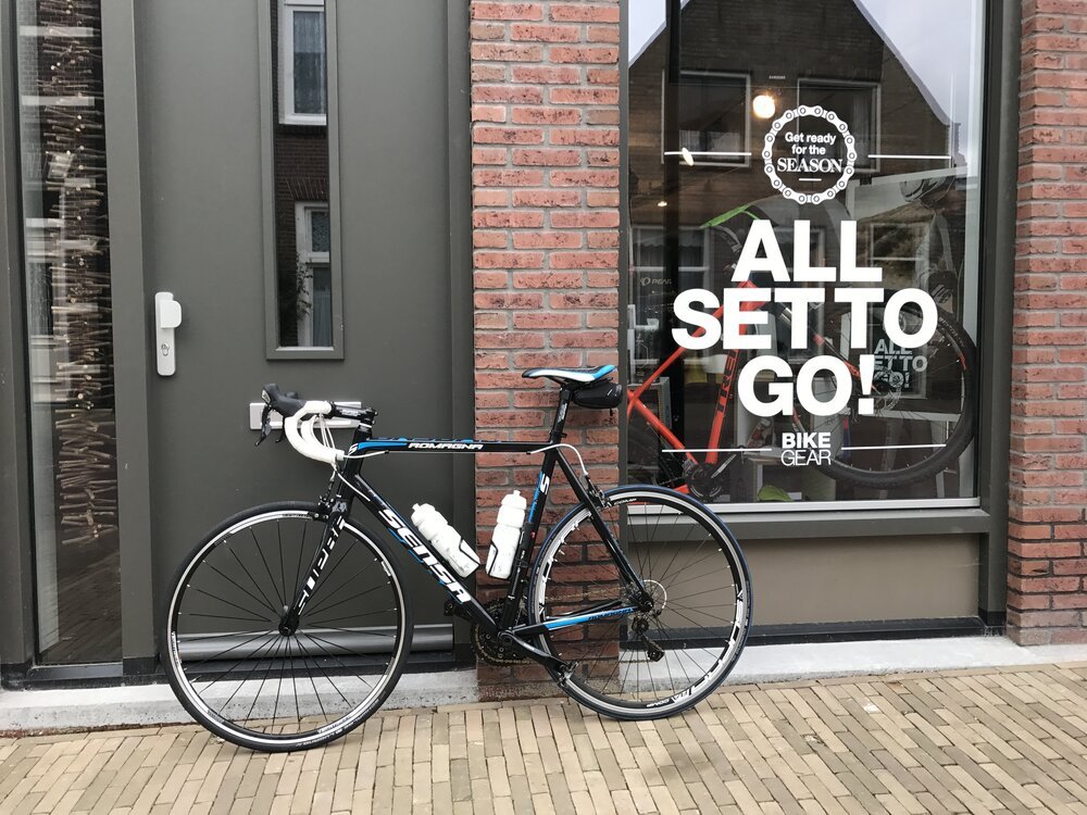 Klaar voor vertrek - gereed voor 235KM op twee wielen!