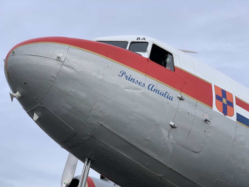 Gemaakt door de Rosies, de C-47-A PH-PBA 