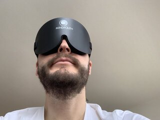 Verbeter je slaap door licht te blokkeren