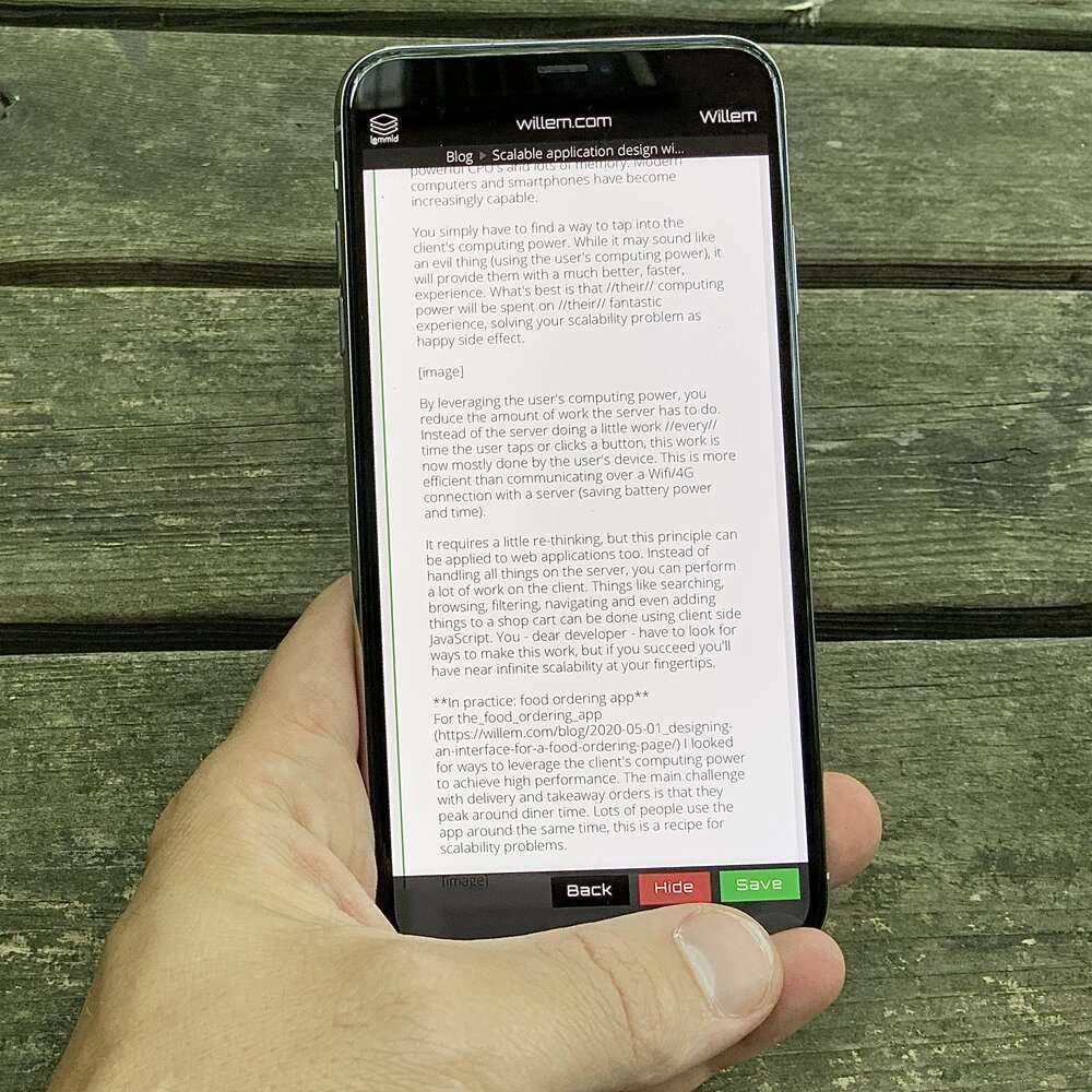 De knoppen Terug / Verbergen / Opslaan bevinden zich dicht bij de duim: ze zijn binnen handbereik en het reiken ernaar bedekt de inhoud van het scherm niet