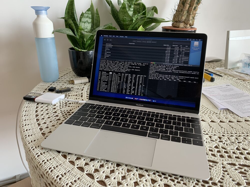 Een USB-herstelschijf maken met een andere MacBook