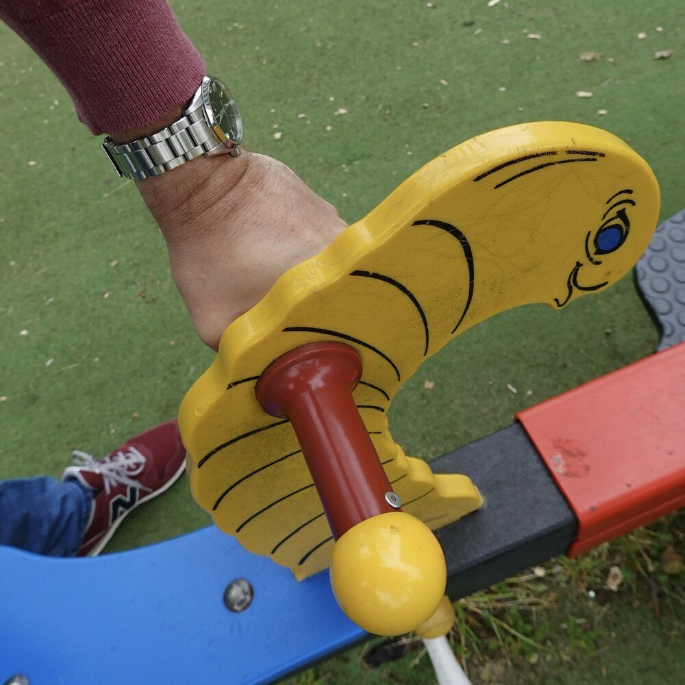 Ook gele wezens in de kinderhoek schrikken het horloge niet af