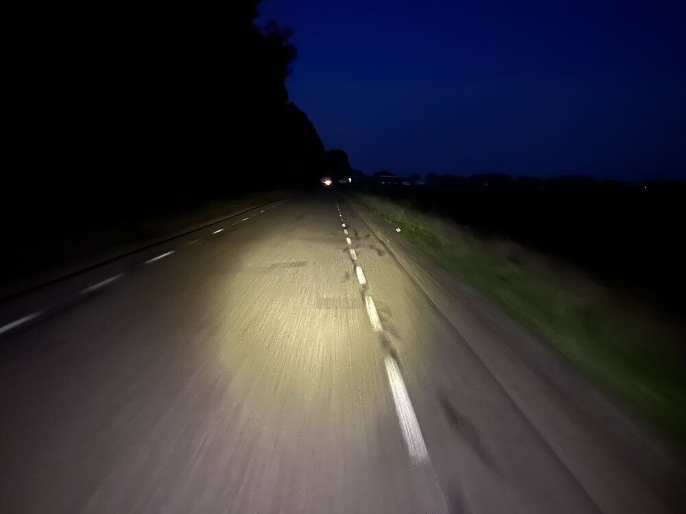 Welkom aan de donkere (buiten-)kant... waar straatverlichting een zeldzaamheid is