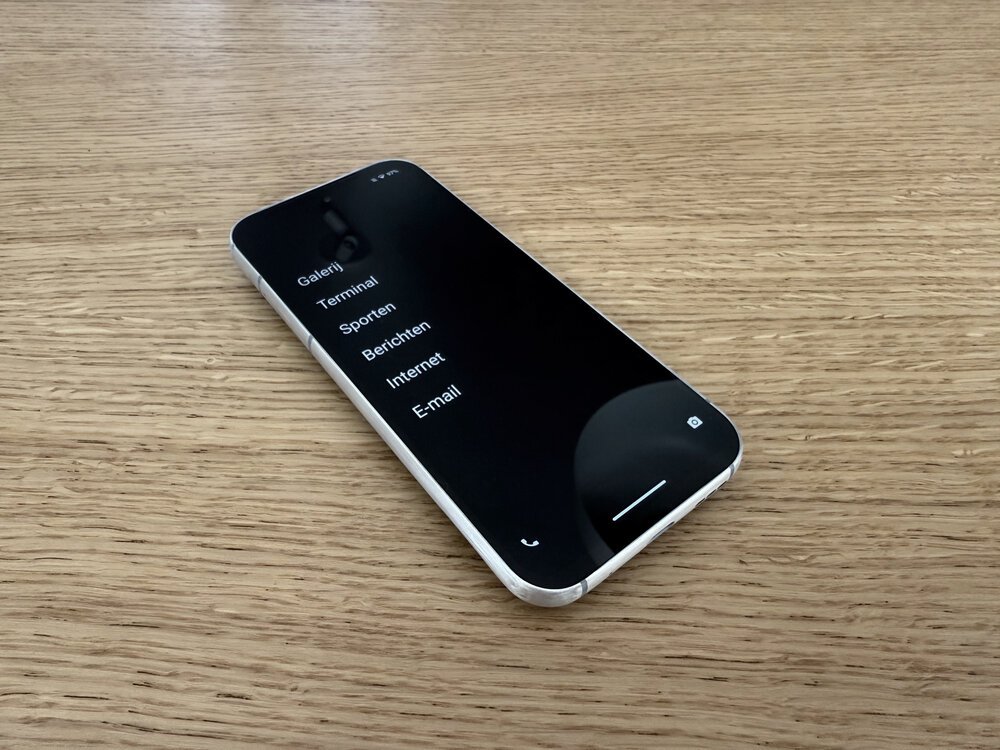 Mijn Fairphone 5 in naturel aluminium met de unLauncher op Google-vrije /e/OS